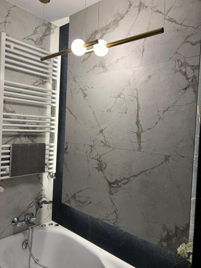 Family&Business Sauna Tężnia Apartments No 20 Leśny nad Zalewem z Balkonem i Parkingiem oraz możliwością wyżywienia - Exclusive New! Kielce Zewnętrze zdjęcie